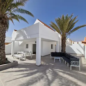 Hoy Caleta Aparthotel